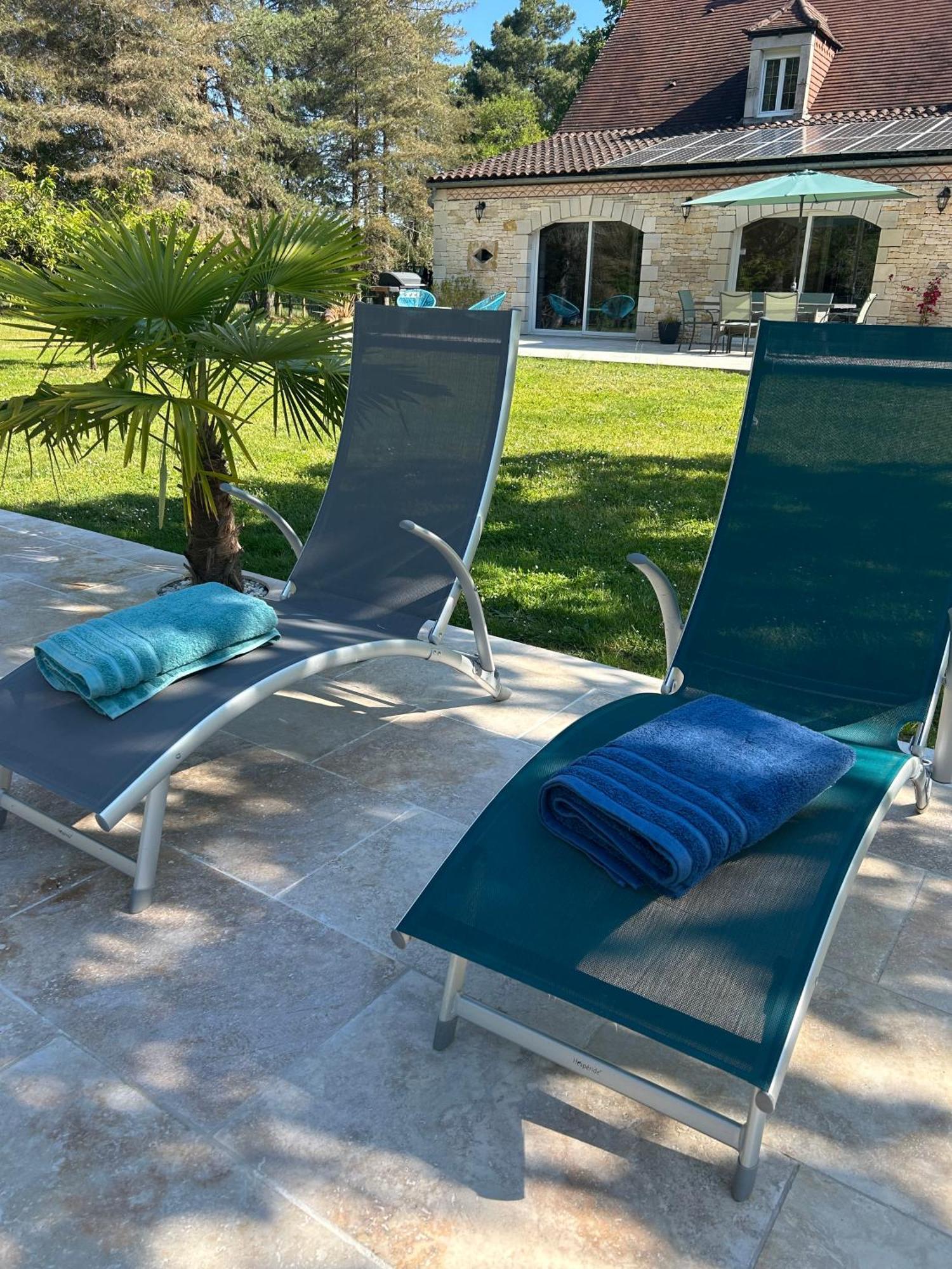 Domaine De Lithos Bed & Breakfast Fossemagne Екстериор снимка